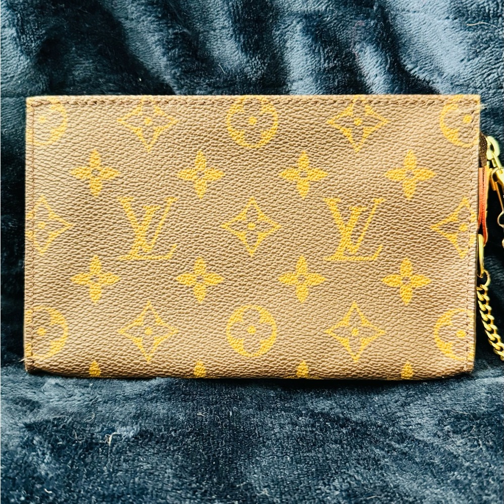 Authentic Louis Vuitton Monogram Mini Brown Pochette Accessories Clutch
